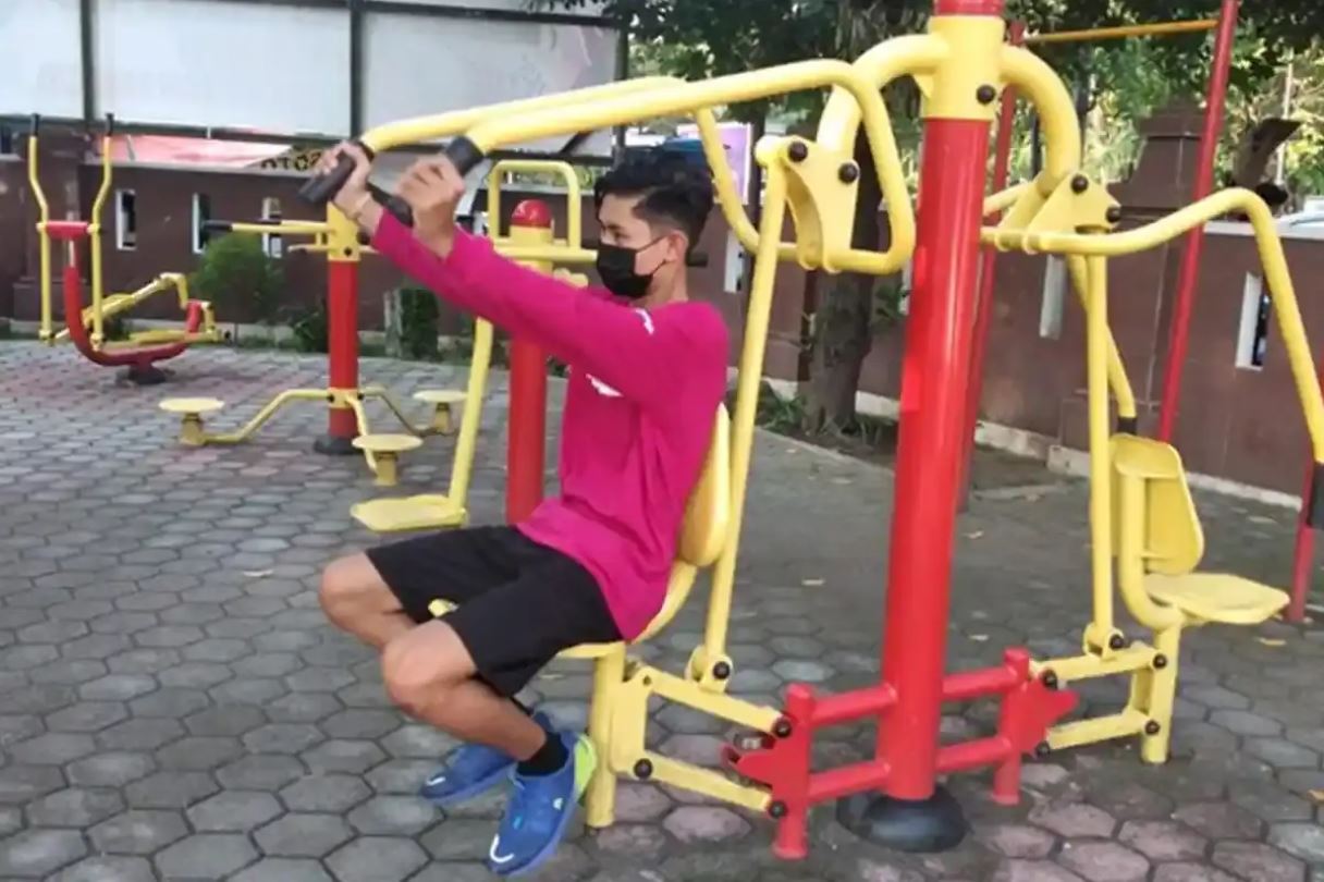 Fasilitas Alat Olahraga di Tempat Umum